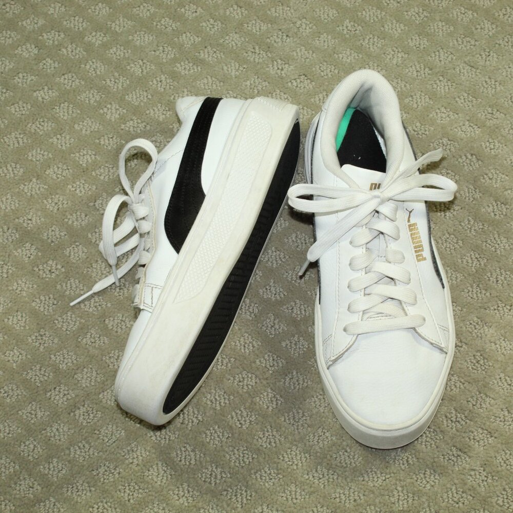 Size 8.5 - PUMA Smash Platform v3 White Black Gold Women's 390758-04